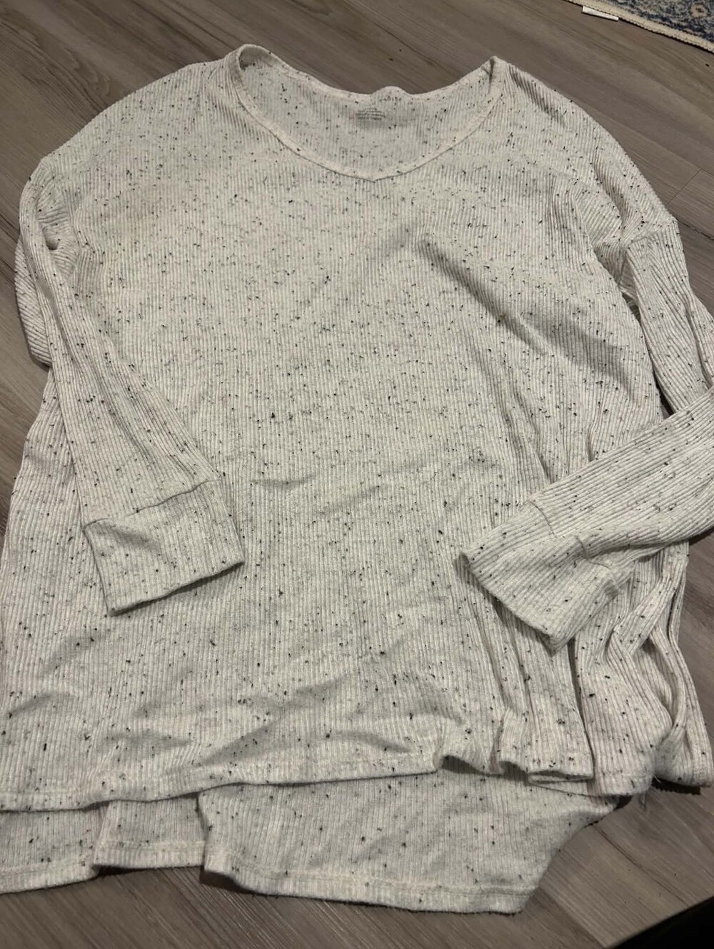 American Eagle Long Sleeve Speckled Shirt